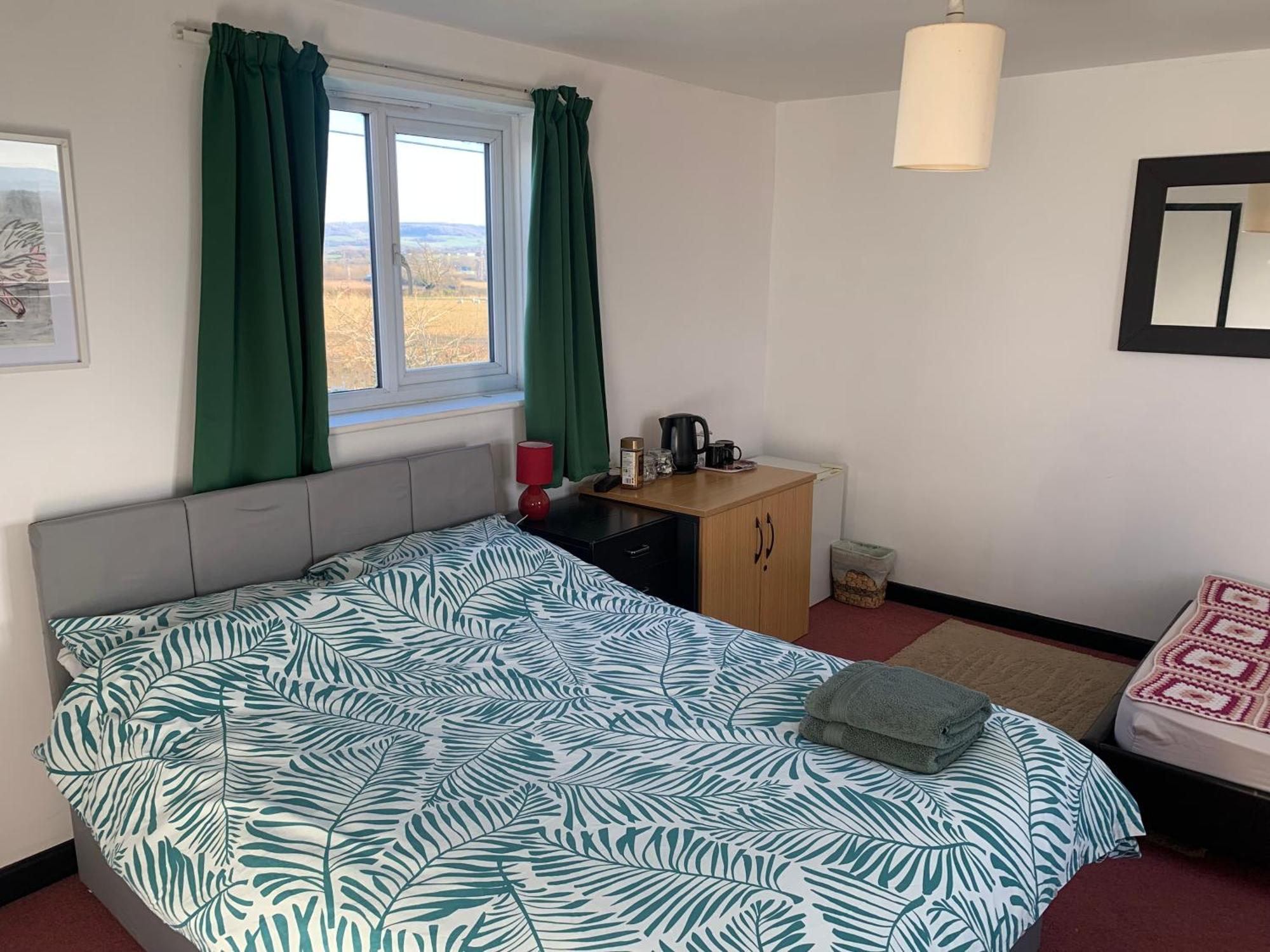1 Bedroom Annex, Private Bathroom, Peaceful Area Claypits Kültér fotó
